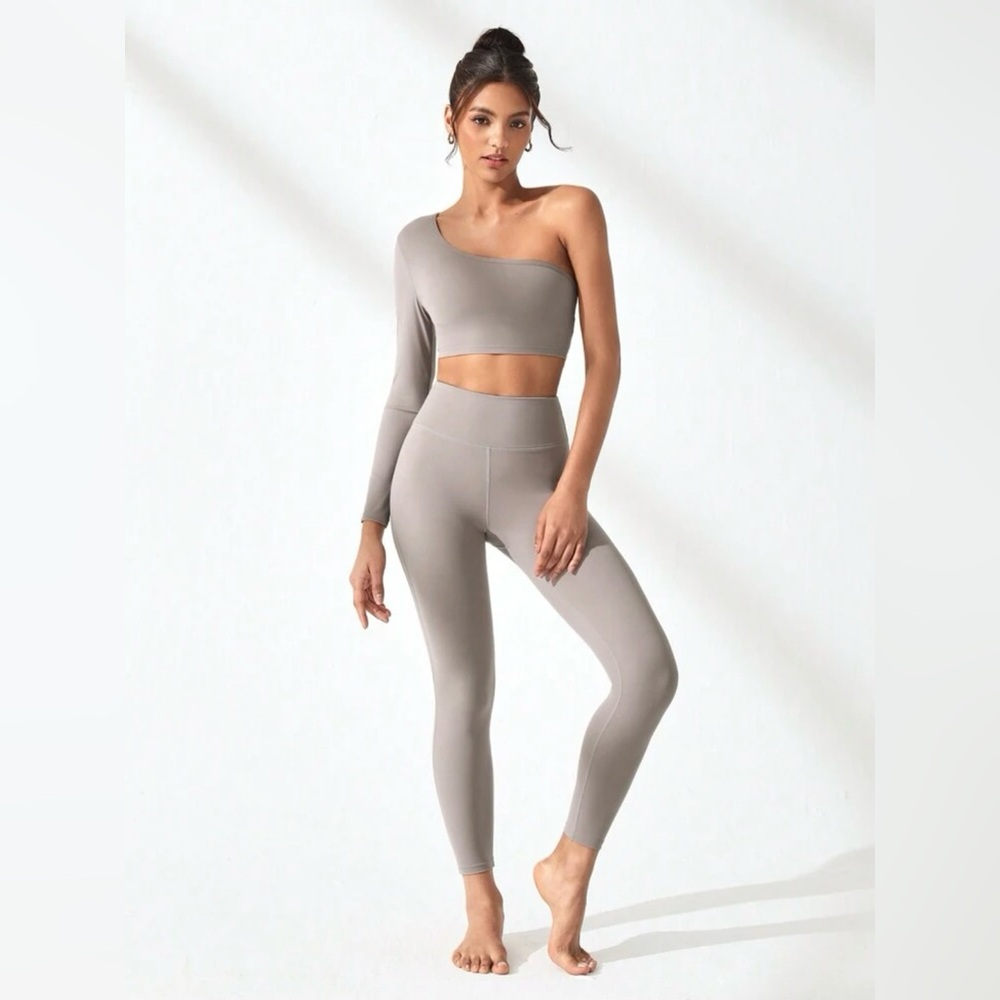 Athletic Wear Set